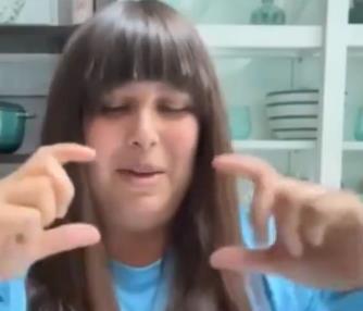 象泰配资 拍星空时蝙蝠突然飞进嘴里，美国女子打狂犬疫苗花掉2万美元